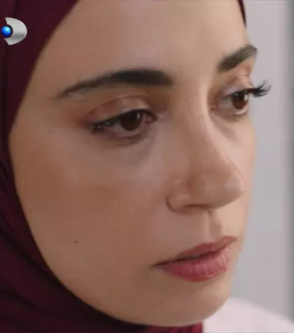 Rezumat episodul 103 „O dragoste”, difuzat miercuri, 29 iulie 2026, la Kanal D: Mustafa îi aude pe Ișil și pe Koray vorbind și creează un nou haos în familie