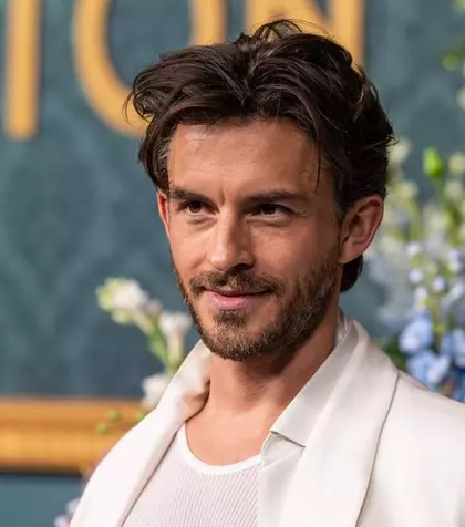 Jonathan Bailey, desemnat Cel mai sexy bărbat în viață de revista People