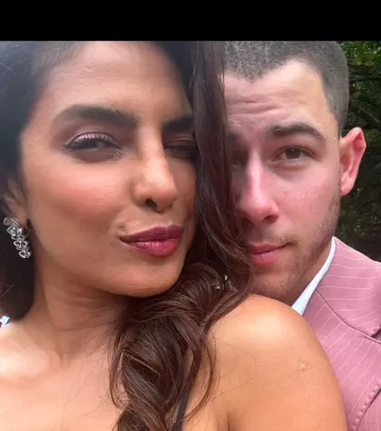 De ce a dispărut Nick Jonas de la Globurile de Aur. Artistul recunoaște: M-a lovit ca un pumn în stomac...