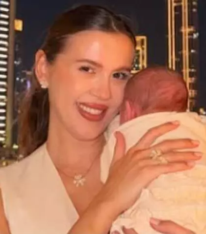 Emily Burghelea, tratamente bizare în Hong Kong după naștere! Ce face zilnic cu apa magică