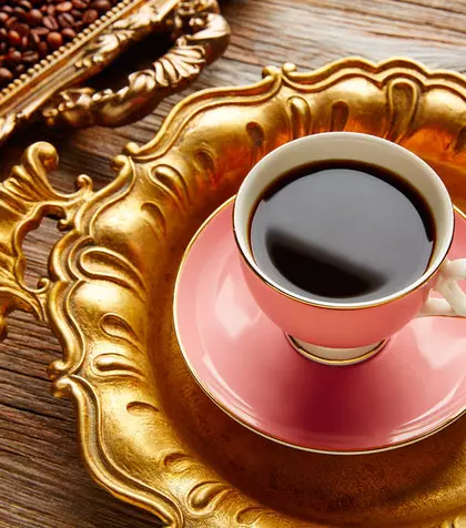 Cafeaua crește pulsul și tensiunea arterială: e adevărat? Ce arată dovezile și când ar trebui să întrebi medicul