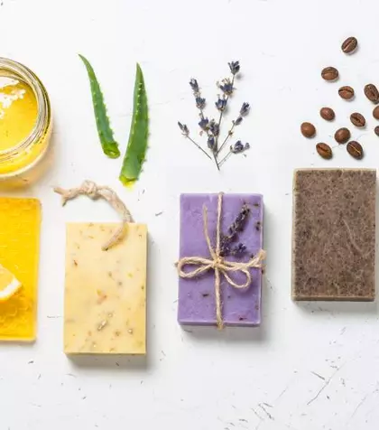 Săpunul anti-aging pentru față, făcut acasă: un ritual simplu de îngrijire conștientă și echilibru pentru piele