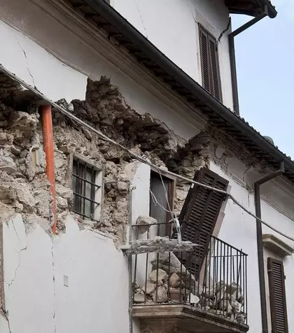 Trusa de urgență care îți poate salva viața în caz de cutremur: ce trebuie să conțină și cum să te protejezi eficient