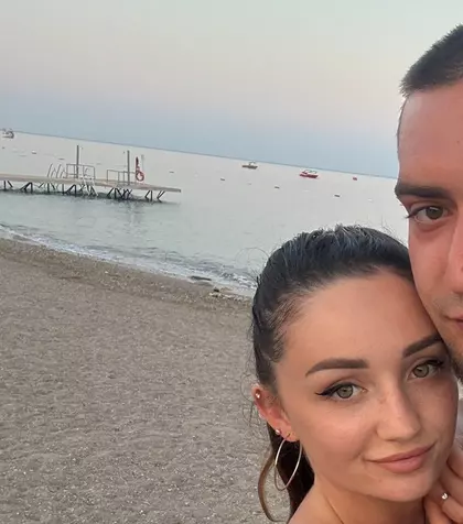 Cătălina Leca îl face knockout pe Cristi Botgros! Cum a apărut iubita nepotului maestrului Nicolae Botgros în mediul online și ce reacție a avut tânărul instrumentist