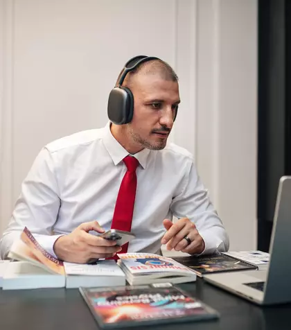 Singurul mesaj publicat de Ștefan Mandachi înainte să izbucnească SCANDALUL în care este acuzat de iubita lui de violență: 'Nu se cumpără, dar toți o plătesc. Nu se vede, dar toți o simt. Nu se repetă , dar toți o regretă'