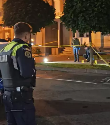 Ce s-a aflat acum despre tânărul de 22 de ani, care și-a omorât tatăl, pe stradă, de 1 iunie, la Piatra Neamț