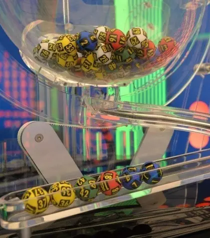 Loto 6/49 din 30 noiembrie 2025. Numerele câştigătoare extrase duminică