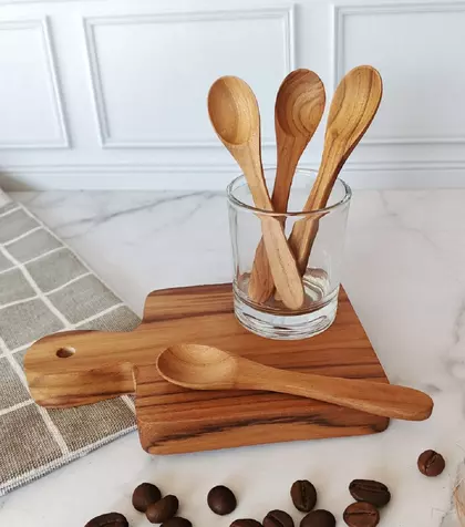 Cum se curăţă şi se păstrează ustensilele de lemn din bucătărie