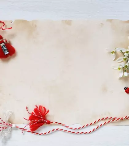 Semnificația firelor alb și roșu de la mărțișor