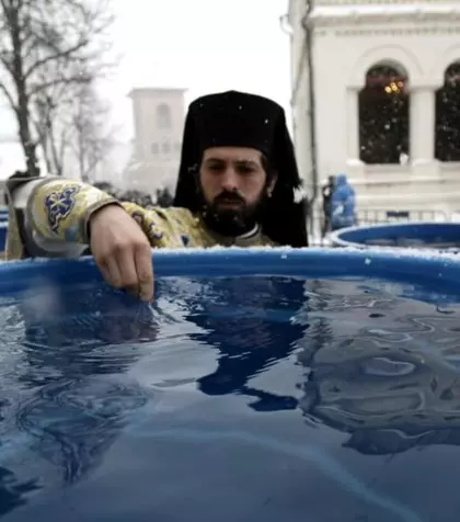 Ajunul Bobotezei 2026 – Tradiții și superstiții în ajun de Bobotează