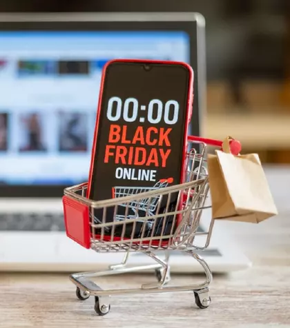 La ce oră începe Black Friday 2025 la eMAG