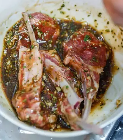 Marinată pentru miel – Baiț pentru carnea de miel REȚETĂ VIDEO