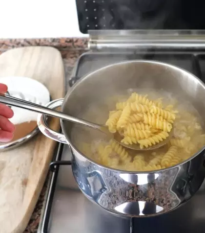 De ce e important să fierbi pastele „al dente”