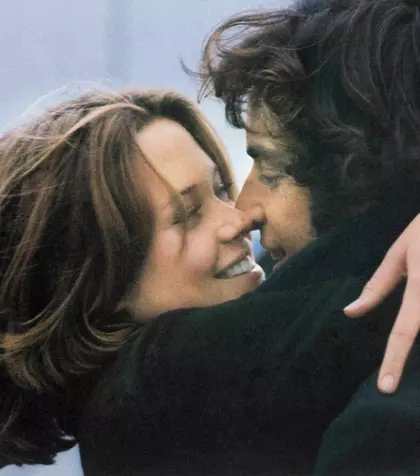 Tragedie de nedescris!  CONFIRMAT acum! Uriașul actor, adorat de români, ȘI-A LUAT ȘI EL VIAȚA! Cauza este una din cele mai groaznice din lume! Ce SECRET DEVASTATOR a ascuns peste 20 de ani, cumplit!