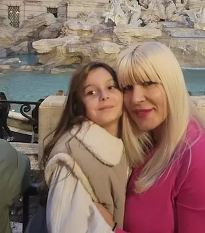 Ultima oră! Elena Udrea a plecat din țară și a explicat totul într-un mesaj scurt și la obiect! Val de reacții