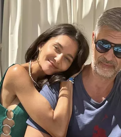 Apar detalii scandaloase din relația de 18 de ani a Ruxandrei Luca cu tatăl copiilor ei: ”În unele nopți nu era acasă”. Ce i-a spus Dani Oțil chiar în dimineața în care a fost surprinsă cu doctorul, în benzinărie