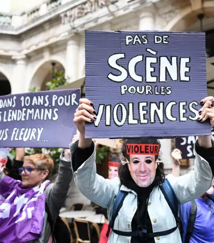 SCANDAL monstru, acuzații grave! Te trec fiorii, legendarul artist al tinereții noastre, acuzat de 9 femei de viol și agresiune intimă!! Ultimul la care te aștepți! Val de proteste, acuzații și boicot