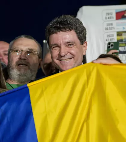 Gest fără precedent al lui Nicușor Dan chiar de la primele ore: „Nu de săptămâna viitoare, ci chiar de astăzi!” Cum a fost surprins cu SPP-istul și cu fiica lui