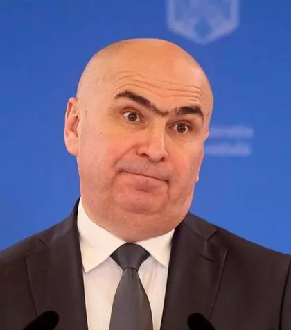 Viral din prima zi la Guvern! Incredibil cum a apărut Ilie Bolojan la serviciu. Imaginea a strâns peste 50.000 de aprecieri în doar 4 ore si mii se comentarii