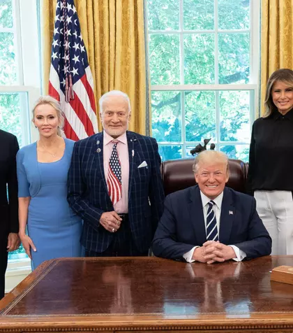 Ultima oră! A murit Anca Faur, românca de 66 de ani din Deva care i-a fost soție lui Buzz Aldrin, al doilea om care a pășit pe Lună. Mesajul astronautului de  95 de ani e dărâmător! Ce a pățit