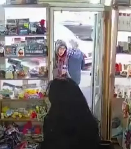 VIDEO cu impact emoțional puternic: momentul exploziei din Rahova, surprins de camerele unui magazin. Panică, prăbușiri și țipete de groază