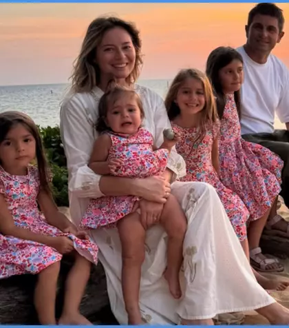 Gata, s-a aflat! Fetiță sau băiețel? În sfârșiiiiit! Soțul Laurei Cosoi nu a mai așteptat și a făcut anunțul pe care îl aștepta toată lumea