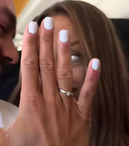 Bat clopotele de nuntă pentru Ionuț și Larisa de la „Casa iubirii”! Incredibil unde a fost cerută în căsătorie fosta concurentă