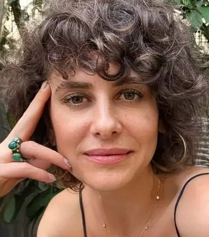 Ebru Özkan Saban, actrița care joacă rolul principal İpek Tekin în noul serial turcesc "Pe mâini bune", apariție de senzație alături de soțul ei