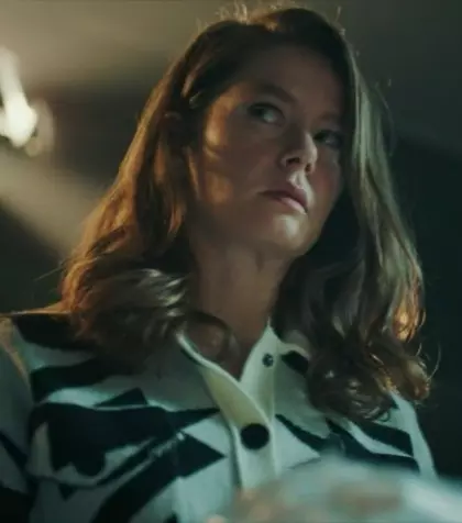 Rezumat episodul 19 „Fata de la fereastră”, difuzat în 31 octombrie la Kanal D: Sedat se pregătește să fugă din țară împreună cu Cana și copiii ei