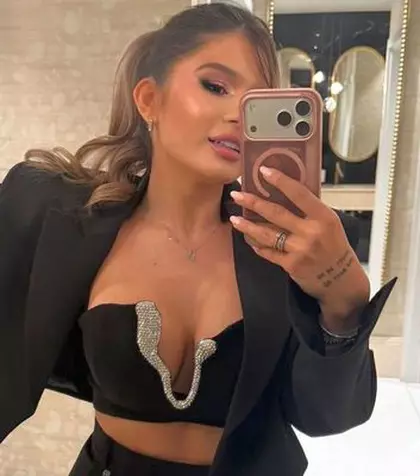 „Love my girls”. A furat toate privirile la petrecerea de logodnă a lui Radu Drăgușin, la Athenee Palace