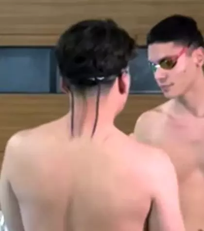 David Popovici i-a dat avans lui Selly, apoi a sărit în bazin. Cum s-a încheiat „întrecerea”