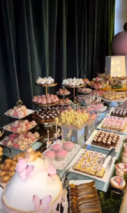 candy bar la botezul dianei enache