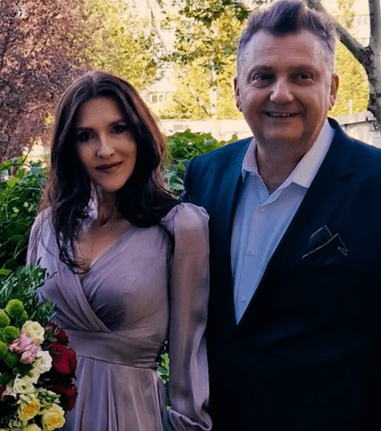 Compozitorul Mihai Alexandru s-a însurat a treia oară, iar tânăra mireasă a fost superbă. Ce invitați celebri au avut la nuntă