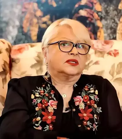 Cum arată vila în care locuiește Mirabela Dauer. Artista a renunțat în 2011 la casa din București și s-a mutat într-o zonă liniștită