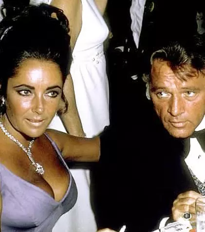 Elizabeth Taylor şi Richard Burton vor fi subiect de film