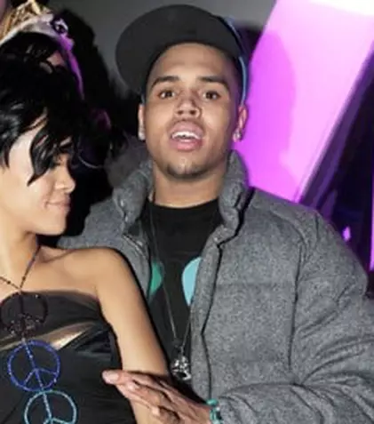 Rihanna a confirmat că s-a împăcat cu fostul ei iubit, Chris Brown