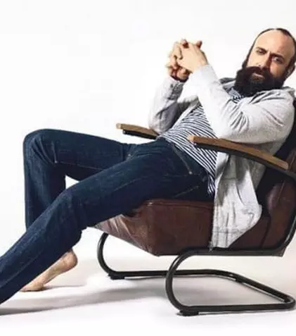 Când îşi va da barba jos Halit Ergenç din “Suleyman”