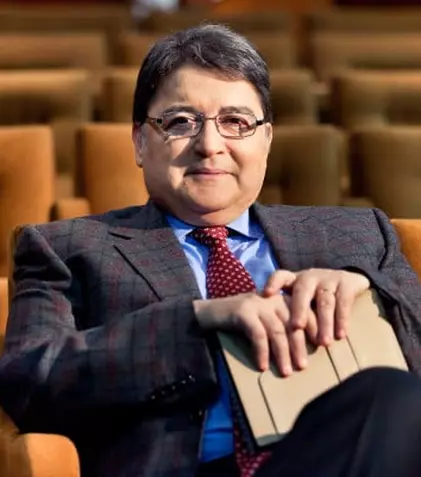 Emil Hurezeanu, noul prezentator de la Digi World 