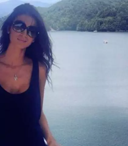 Geanina Ilieş a fugit de caniculă pe Transfăgărăşan