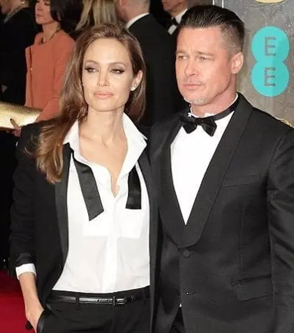 Brad Pitt şi Angelina Jolie s-au căsătorit în secret