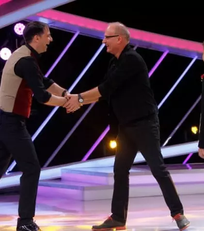 Toni Grecu îndeplineşte visurile copiilor în platoul „Next Star”