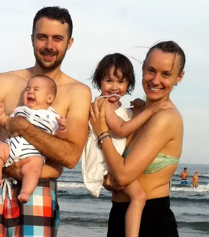 Oana Ioniţă, prima vacanţă cu „Burduşel”     