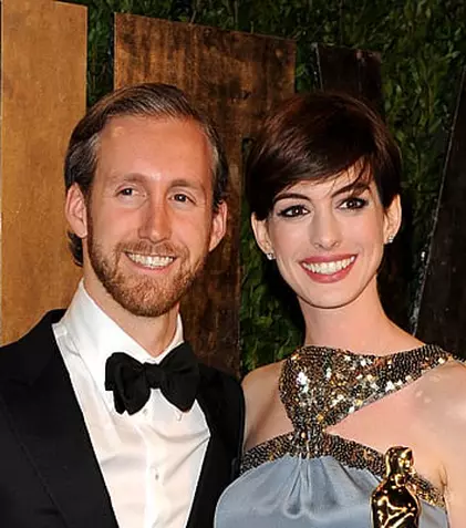 Anne Hathaway: „Căsătoria mi-a schimbat viața”