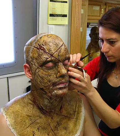 EXCLUSIV | Edwina Vodă transformă actorii în vârcolaci, vampiri, fantome
