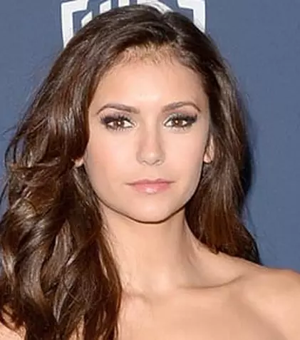 Nina Dobrev părăsește distribuția „The Vampire Diaries”