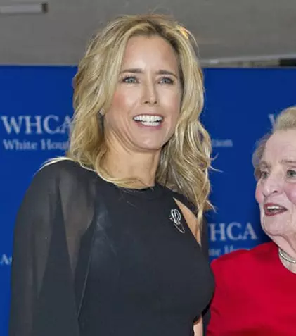 Madeleine Albright va fi colegă de serial cu Téa Leoni