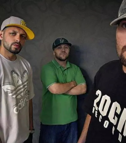 Paraziții lansează un nou album, „Lovitură de pedeapsă”