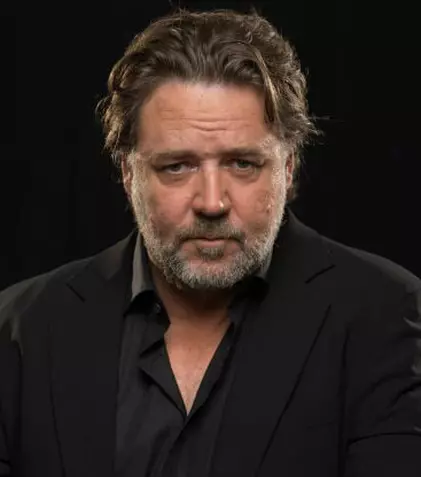 Russell Crowe a slăbit 23 kg după comedia „The Nice Guys”