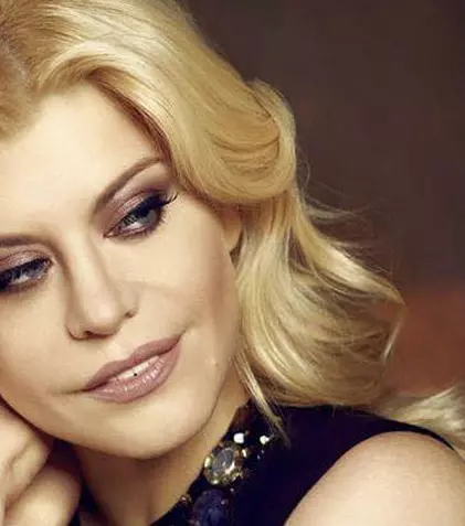 Loredana a mai lansat o piesă, “Venus şi Marte”