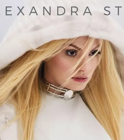 Alexandra Stan şi Havana au lansat videoclipul “Écoute”
